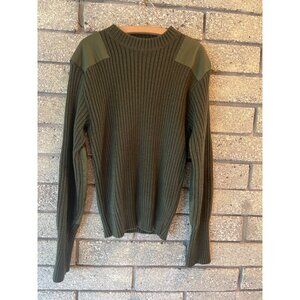 Mens Army Green Wool Military Sweater W/ Reinforced Shoulders & Elbows Size 42 J
